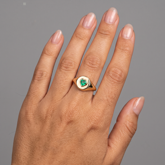 Brilliance Emerald Heart 14K Signet Ring