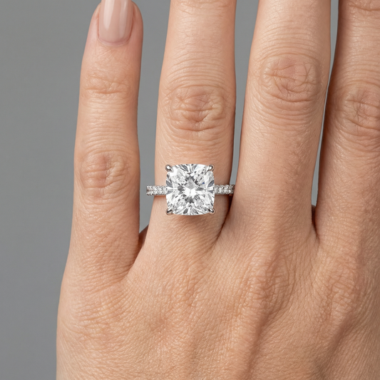 Radiant Cut Diamond Pave Band Solitaire Ring in 18K Gold