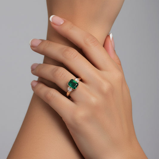 Heart Diamond Emerald Solitaire Ring in 14K Yellow Gold