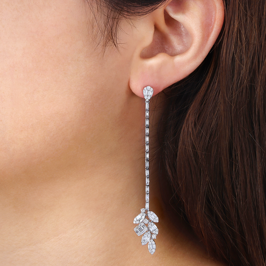 Round Baguette Diamonds Earrings in 18K White Gold