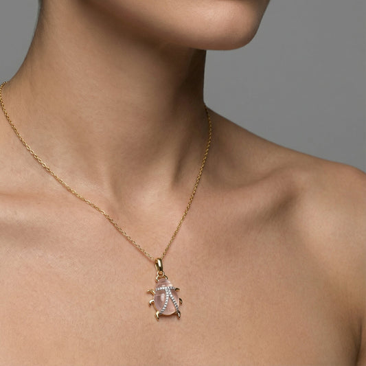 Pendant Diamond Necklace in 14K Yellow Gold