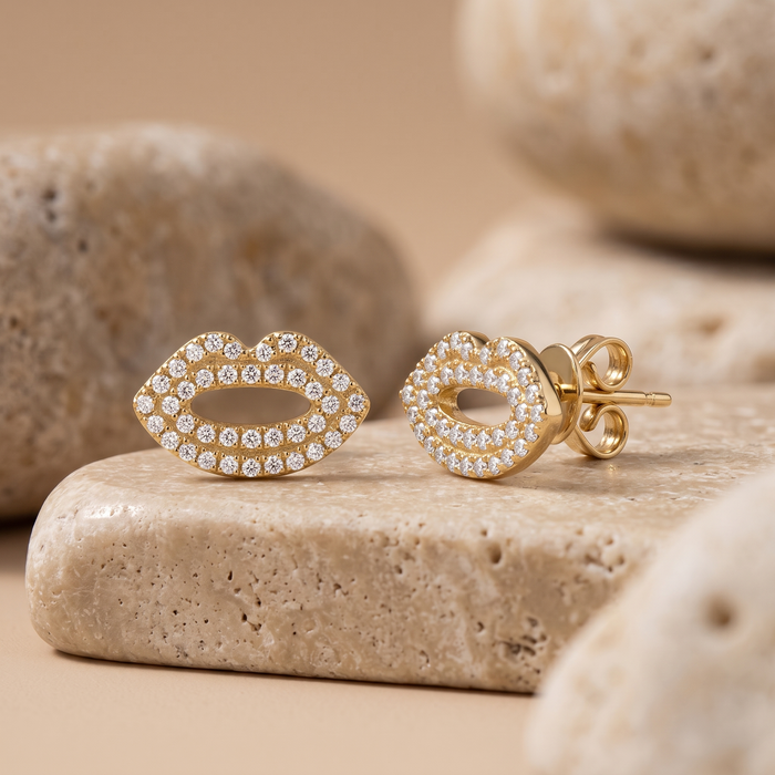 Diamond Lips Button Earrings in 14K Yellow Gold