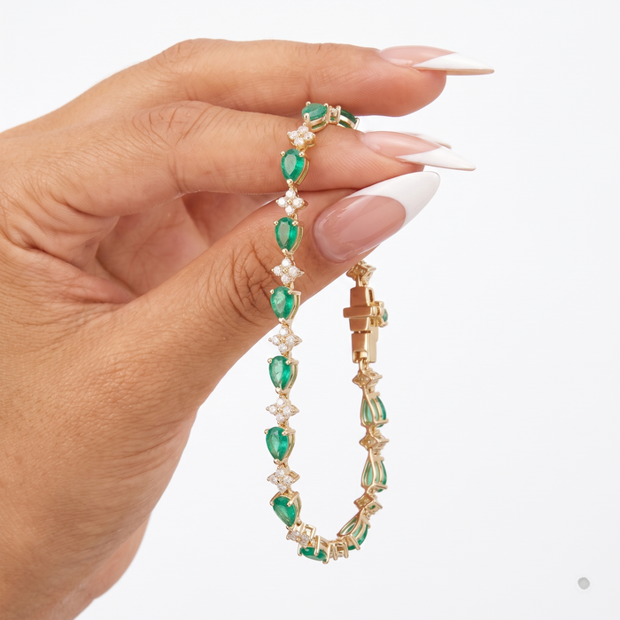 Aurora Emerald Diamond Tennis Bracelet in 14K Yellow Gold