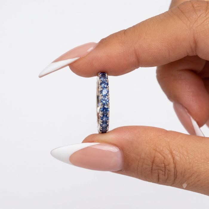 Beautifully Shades Blue Sapphire 14K Diamond Band Ring