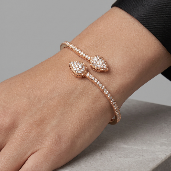 Diamond Nova Bangle Bracelet in 14K Yellow Gold