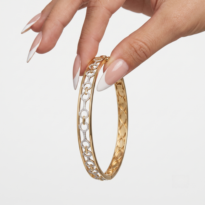 Link Luxe Diamond Bangle Bracelet in 14K Yellow Gold