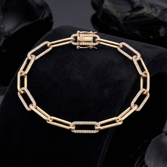 Diamond Paperclip Chain Bracelet in 14K Yellow Gold