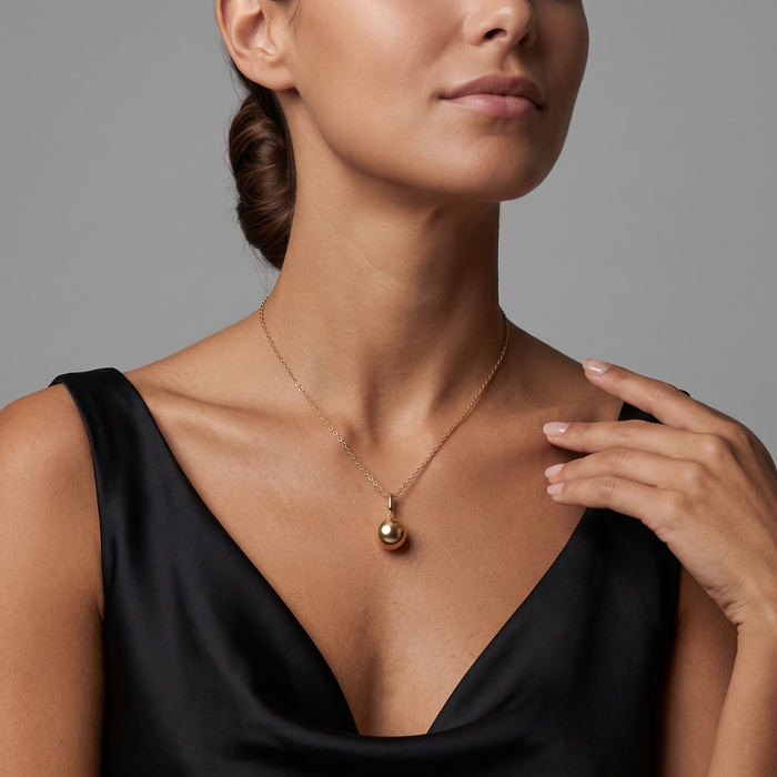 Polished Round Pendant Necklace in 14K Yellow Gold