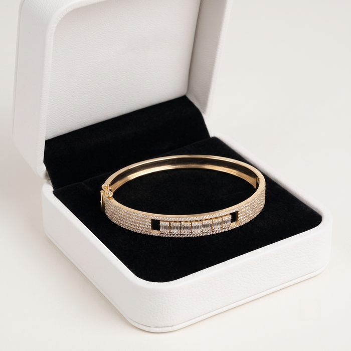 Boho Vintage Diamond Bangle Bracelet in 14K Yellow Gold