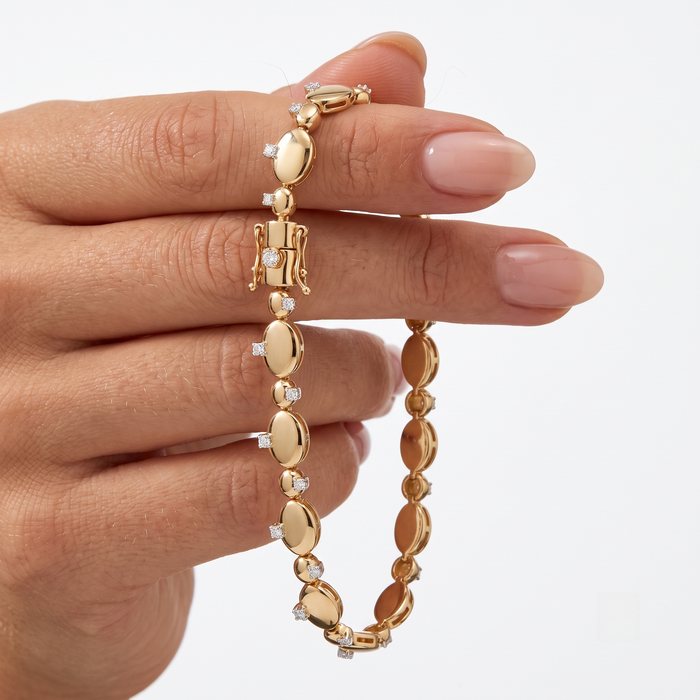 Oval Link Diamond Bracelet in 14K Yellow Gold