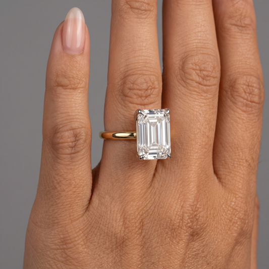 Emerald Cut Solitaire Diamond Ring in 18K Yellow Gold