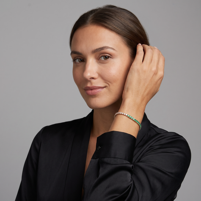 Graduated Emerald Diamond Tennis Bracelet in 14K Yellow Gold