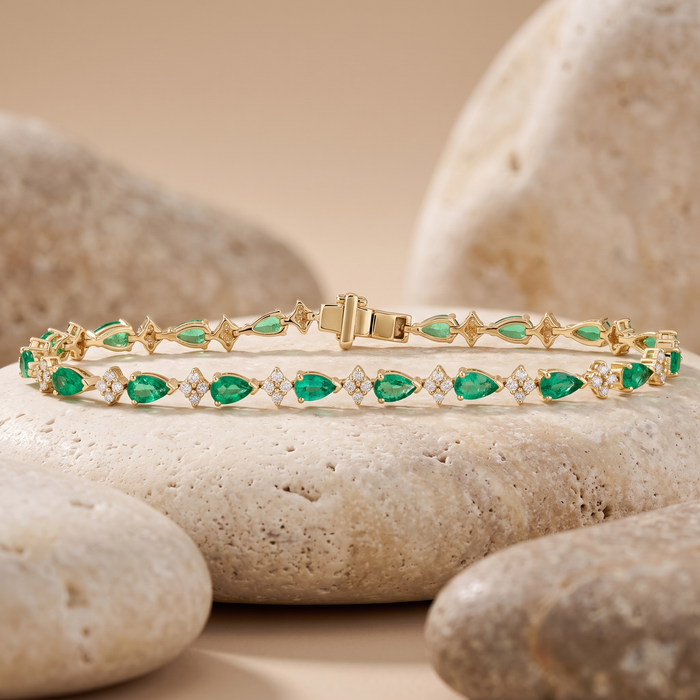 Aurora Emerald Diamond Tennis Bracelet in 14K Yellow Gold