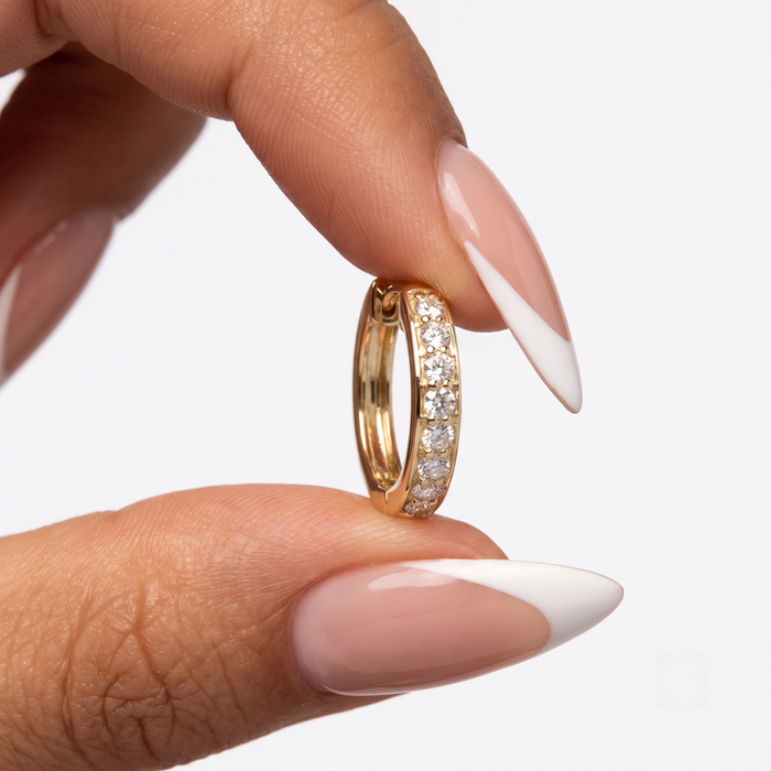 Baguette Round Diamond Hoop Earrings in 18K Gold