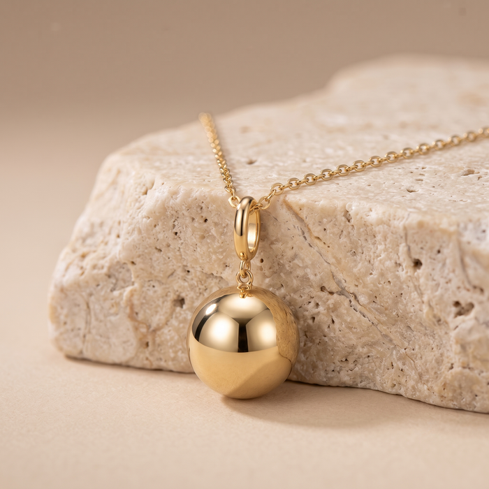 Polished Round Pendant Necklace in 14K Yellow Gold