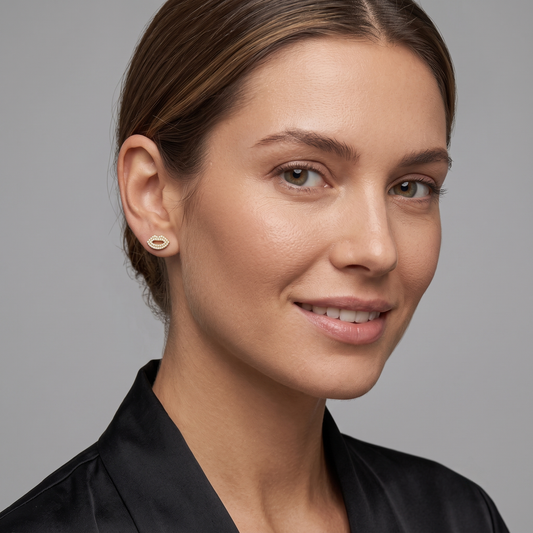 Diamond Lips Button Earrings in 14K Yellow Gold
