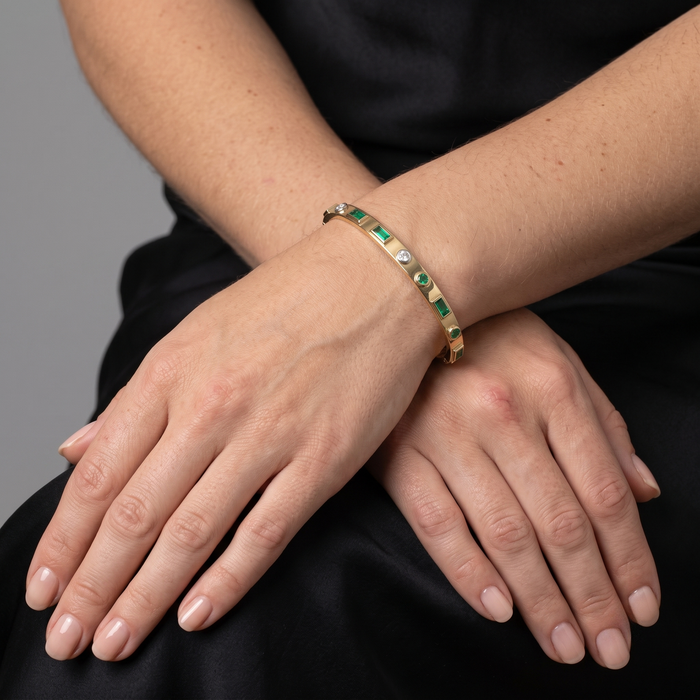 Jade Eclipse Emerald Cut Bracelet in 14K Yellow Gold