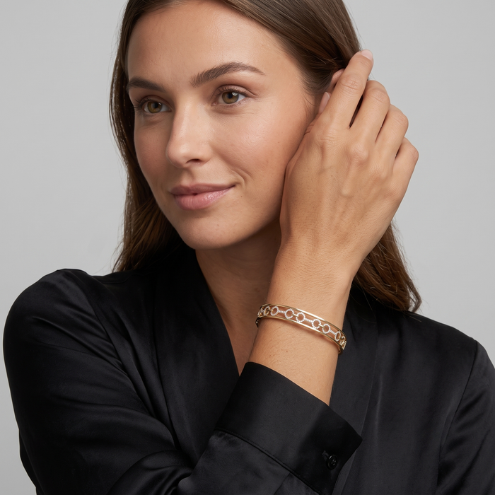 Link Luxe Diamond Bangle Bracelet in 14K Yellow Gold