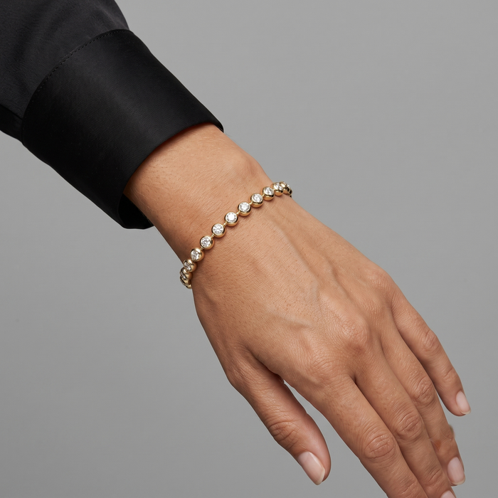 Starlight Diamond Bangle Bracelet in 14K Yellow Gold