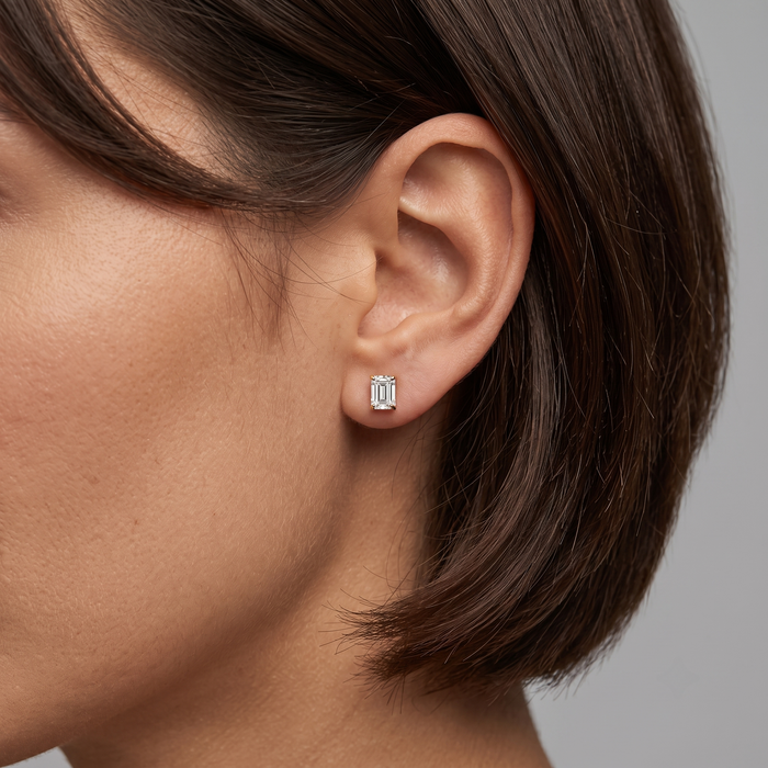 Four Prong Screw Back Setting Diamond Earrings in 14K Gold