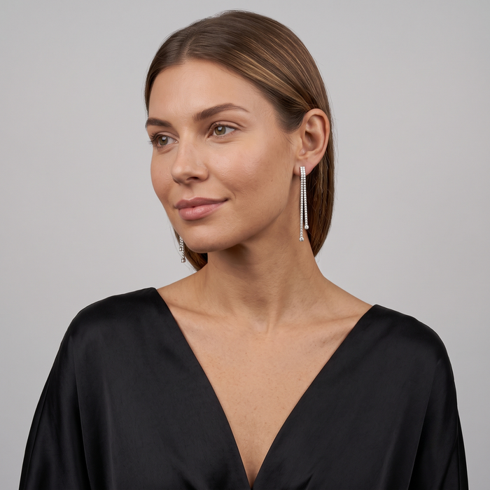 Round Multi Diamonds Earrings in 18K White Gold