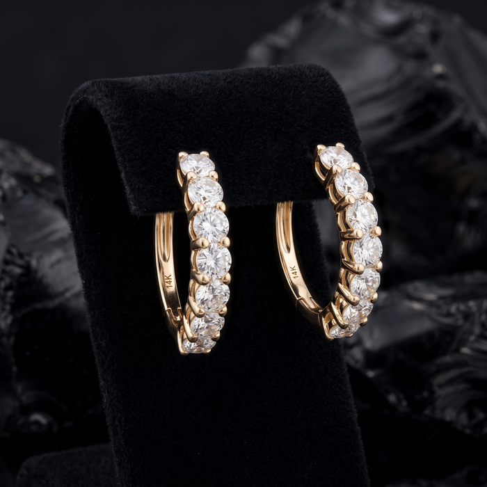 Round Diamond Huggie Hoop Earrings in 14K Gold