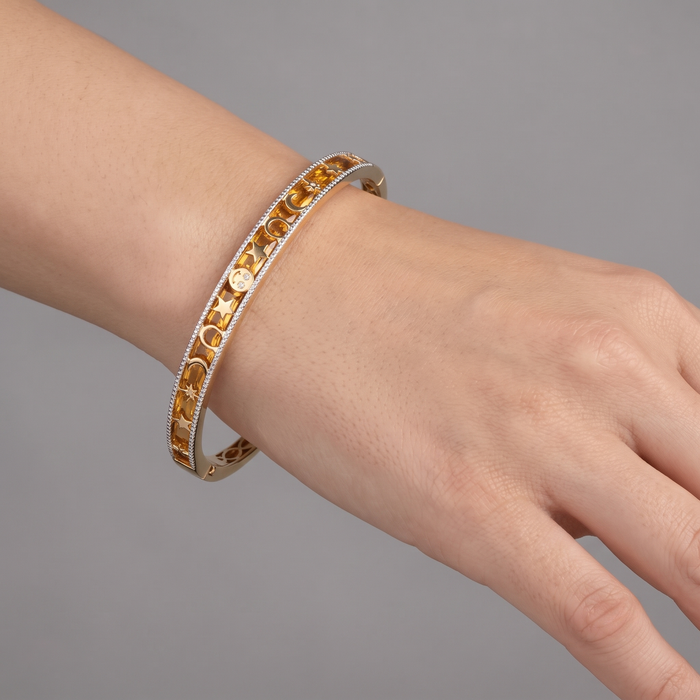 Diamond Round Bangle Bracelet in 14K Yellow Gold