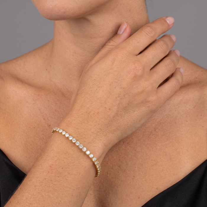 Radiant Diamond Yellow Gold Tennis Bracelet in 14K Gold