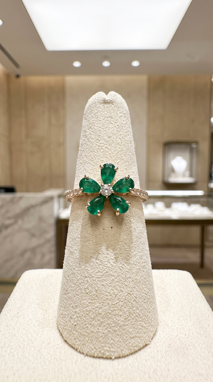 Emerald Green Flower 14K Diamond Ring