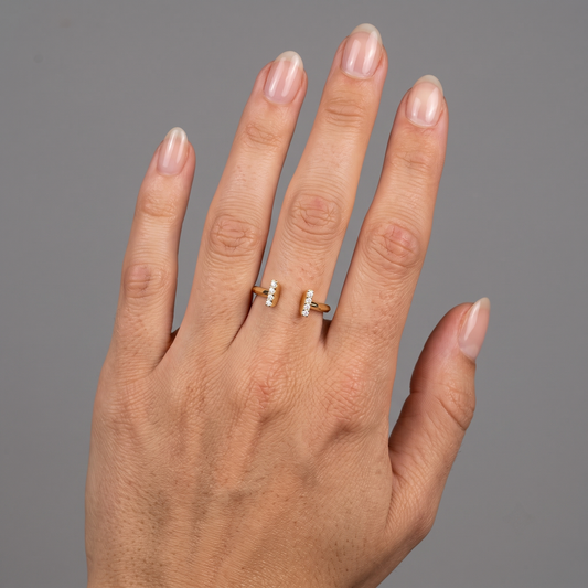 Open Baguette Split Bar Diamond Ring in 14K Gold