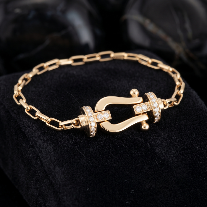 Diamond Buckle Clasp Chain Bracelet in 14K Yellow Gold