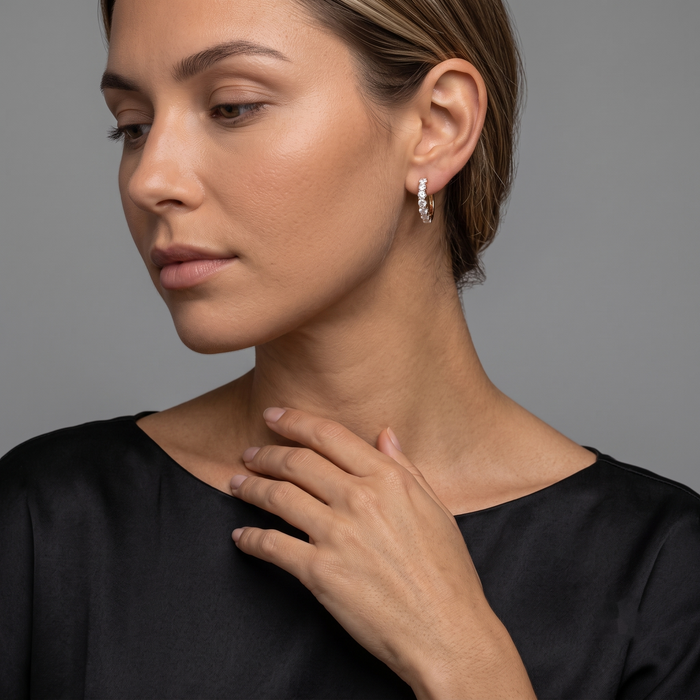 Round Diamond Huggie Hoop Earrings in 14K Gold