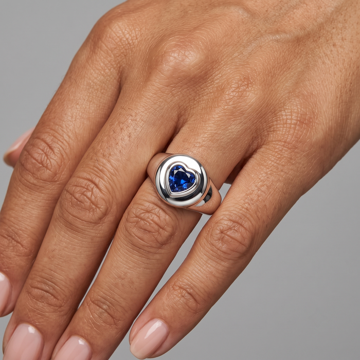 Elegant 14K White Gold Heart-Shaped Sapphire Ring
