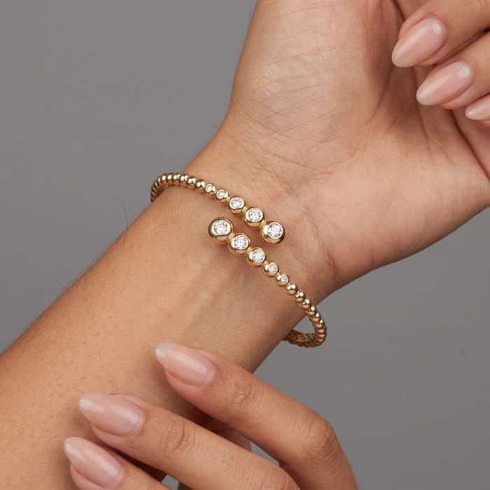Shine Brilliant Bangle Bracelet in 14K Yellow Gold