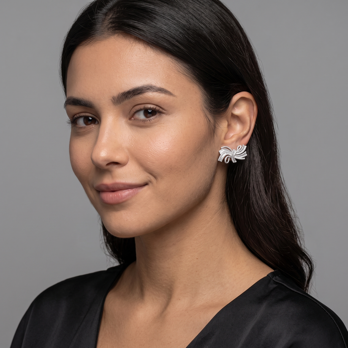 Twisted 218 Round Diamonds Earrings in 18K White Gold