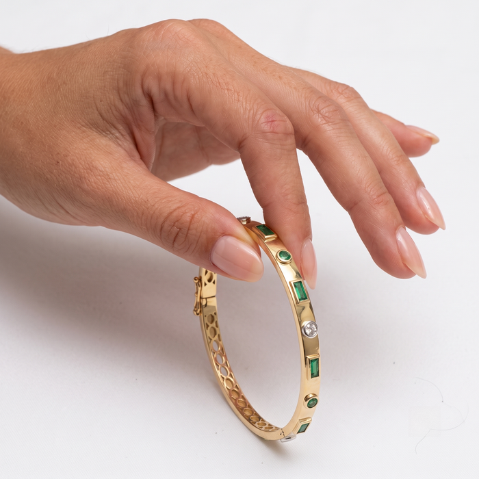 Jade Eclipse Emerald Cut Bracelet in 14K Yellow Gold