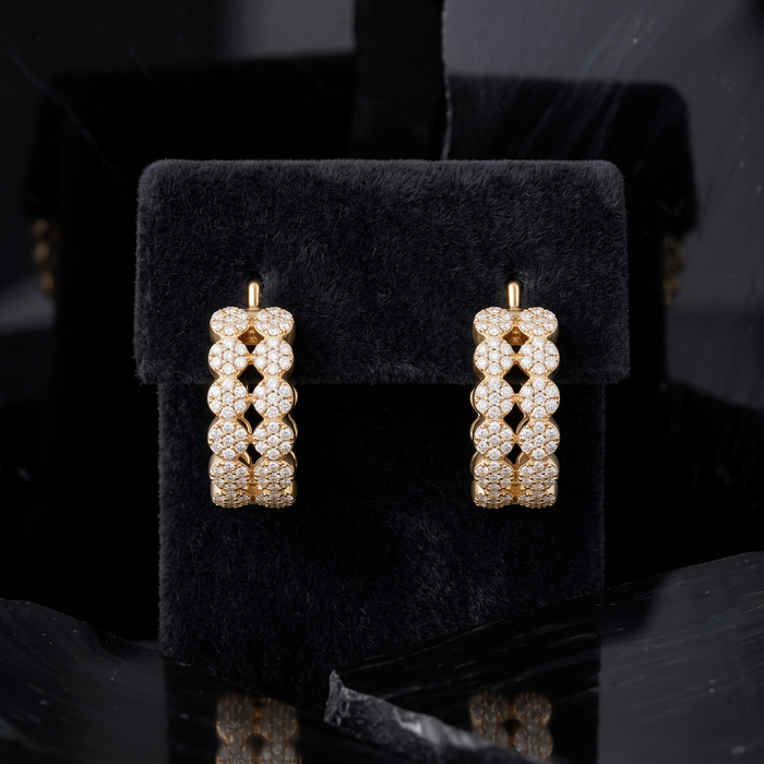Diamond Pave Chain Link Huggie Earrings in 14K Yellow Gold