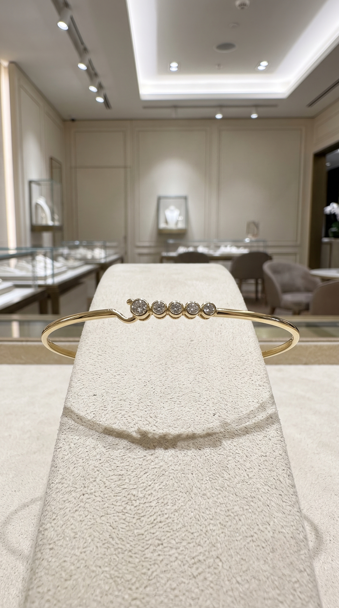 Dusk Radiance Diamond Bangle Bracelet in 14K Yellow Gold