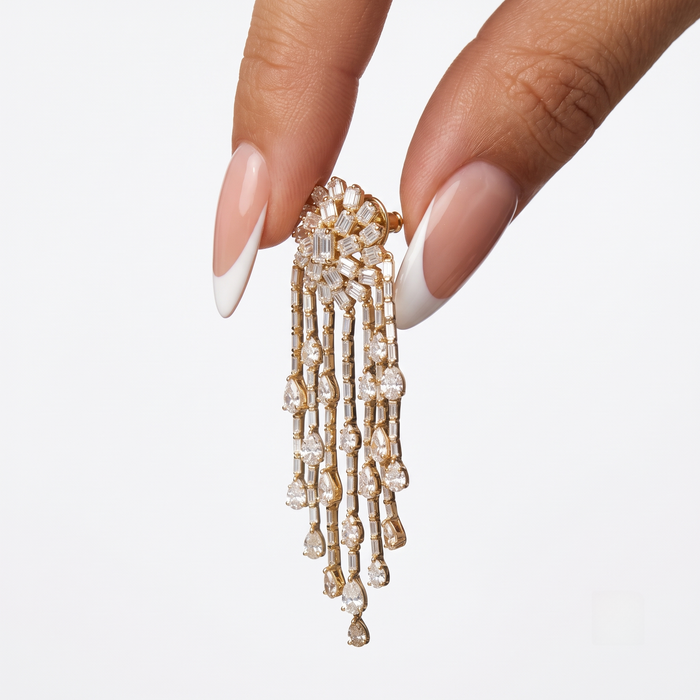 Round Diamonds Earrings in 18K White Gold