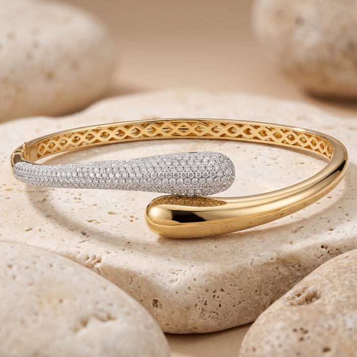 Diamond Dusk Bangle Bracelet in 14K Yellow Gold