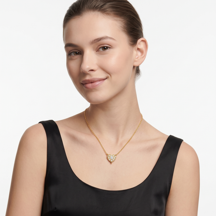 Diamond Heart Cluster Pendant Necklace in 14K Gold