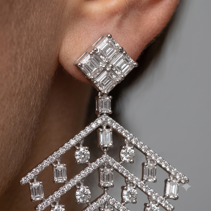 Round Diamonds Chandelier Earrings in 18K White Gold