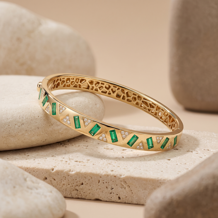 Echo Diamond Bangle Bracelet in 14K Yellow Gold