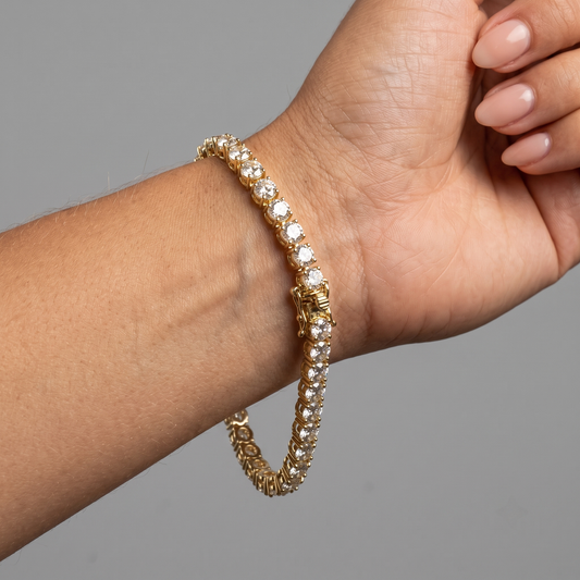 Signature Round Diamond Tennis Bracelet in 14K Yellow Gold