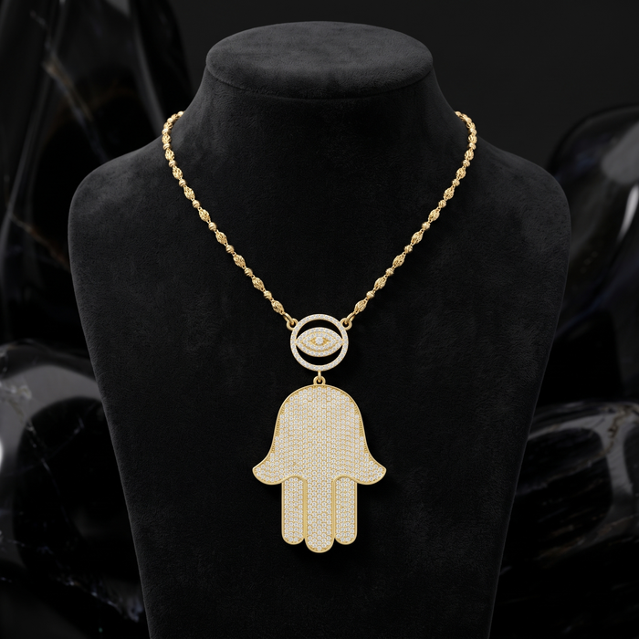 Pretty Round Diamond Hamsa Eye Necklace in 14K Gold