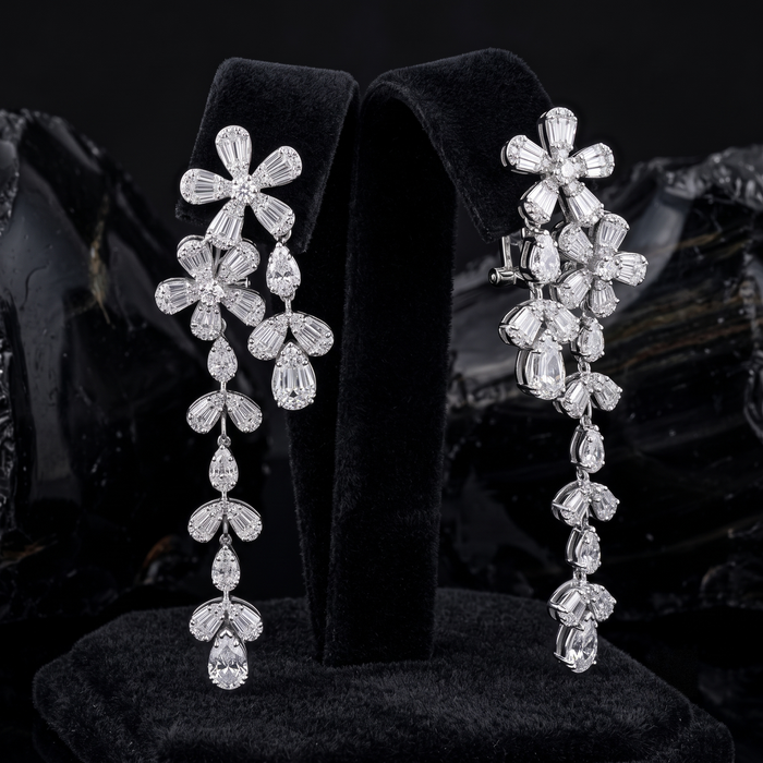 Round Diamonds Star Baguette Earrings in 18K White Gold