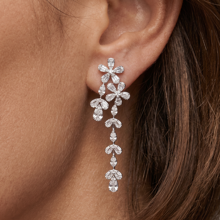 Round Diamonds Star Baguette Earrings in 18K White Gold