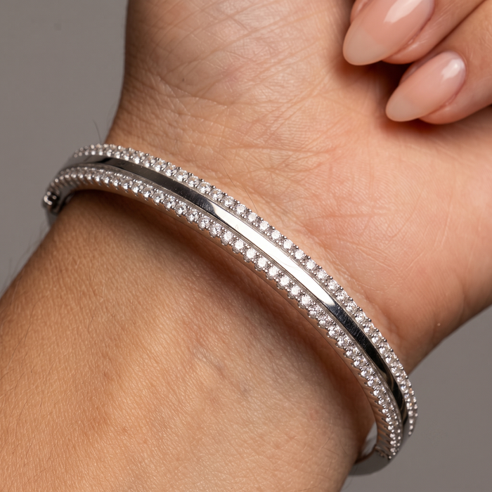 Diamond Arc Bangle Bracelet in 14K White Gold