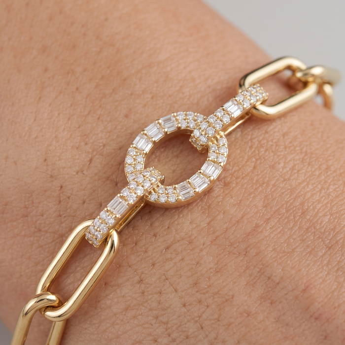 Gleaming Diamond Link Loop Bracelet in 14K Yellow Gold