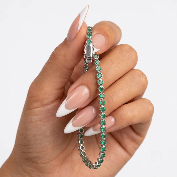 Elegant 14K Emerald & White Gold Bracelet